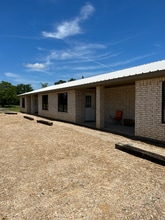 Building Photo - 134 Private Rd
