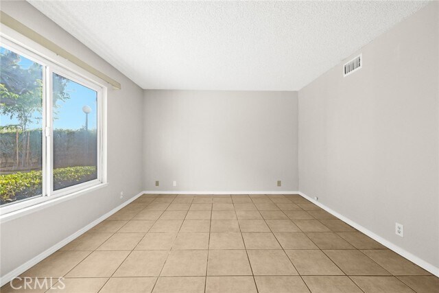 Building Photo - 849 Windwood Dr