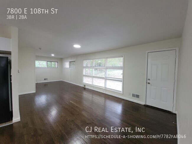 Foto del edificio - 7800 E 108th St