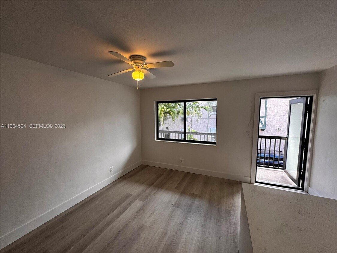 Building Photo - 115 Salamanca Ave