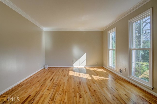 Building Photo - 2385 Ashton Woods Ct