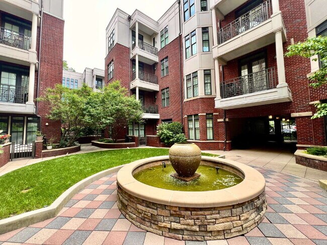 Foto del edificio - MYERS PARK! Welcome to your new home in Charlotte, NC!
