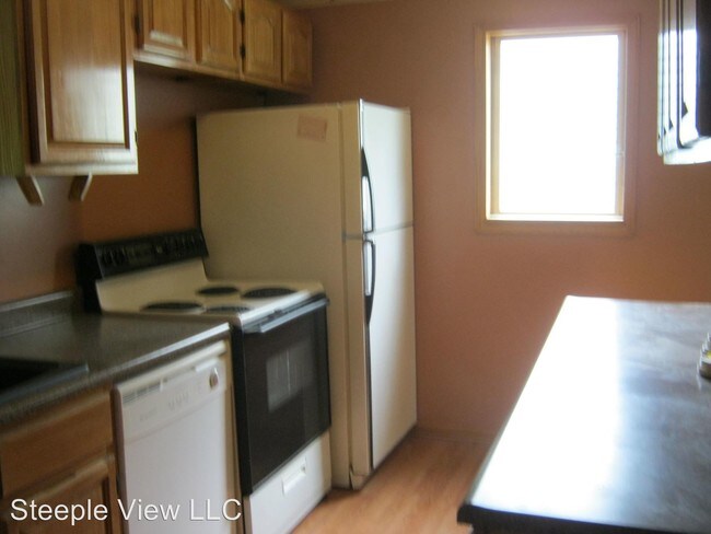 Building Photo - 2 br, 1 bath House - 642 Fayette St