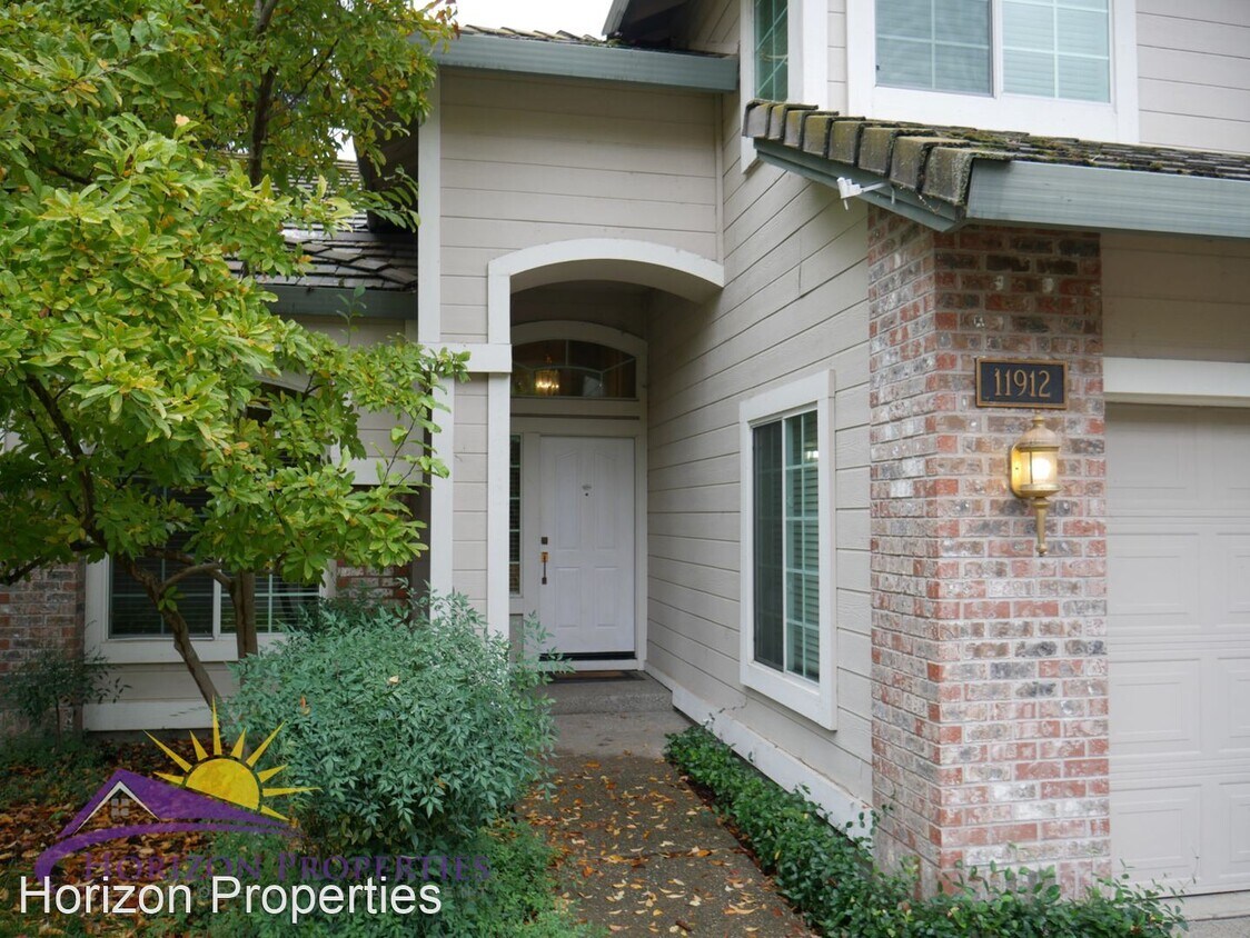 Primary Photo - 4 br, 3 bath House - 11912 Silver Cliff Way