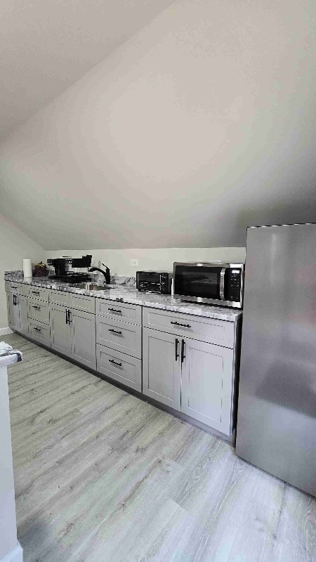 Building Photo - 6585 Lovers Ln