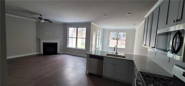 Building Photo - 5995 Arbor Knoll Pl