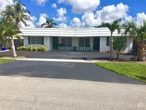 Building Photo - 103 Laredo Ln