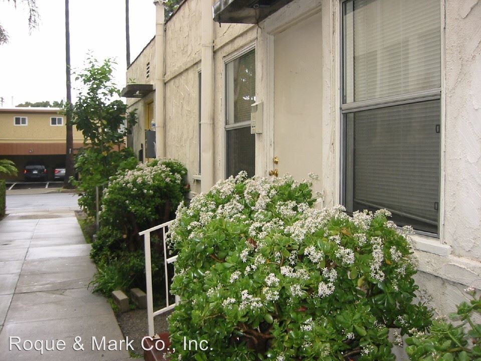 1728 Granville Ave, Los Angeles, CA 90025 Condo for Rent in Los