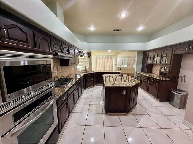 Building Photo - Gorgeous 3 Bed/2 Bath + Office w/ Solar, Pool & $0 Deposit Option