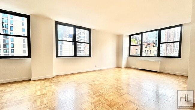 Building Photo - EAST 49 STREET