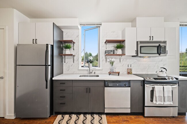 Foto del edificio - Wally Apartment - Discover Wallingford Charm with City Views at Wally Apartments