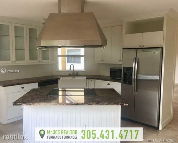 Building Photo - 3 br, 2 bath House - 8902 SW 4th Ln