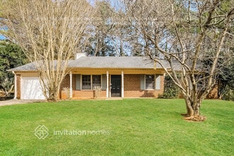 Building Photo - 1002 Providence Way