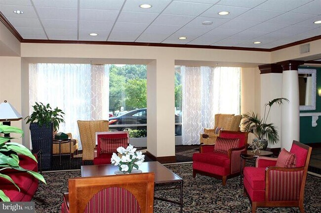 Building Photo - 3100 N Leisure World Blvd
