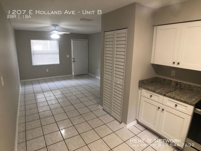 Building Photo - 1207 E Holland Ave