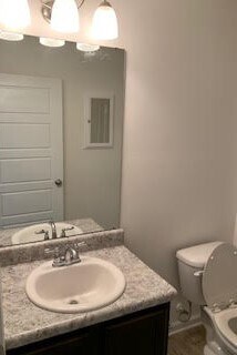 Building Photo - 519 E Marigold Dr