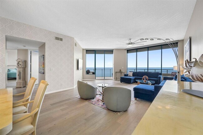 Building Photo - 1560 Gulf Blvd