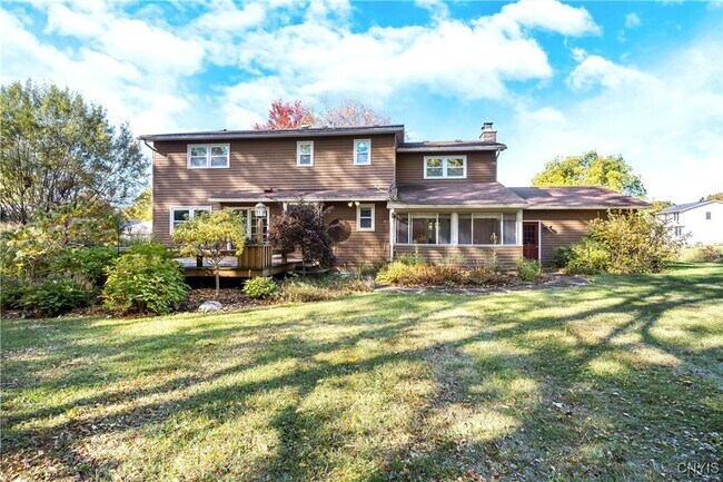 Building Photo - 8178 Old Sunridge Dr