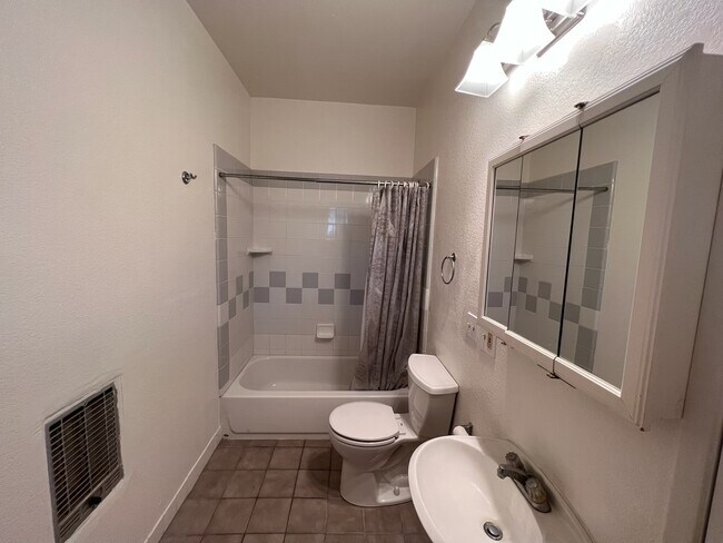 Foto del edificio - 4242 La Salle Ave