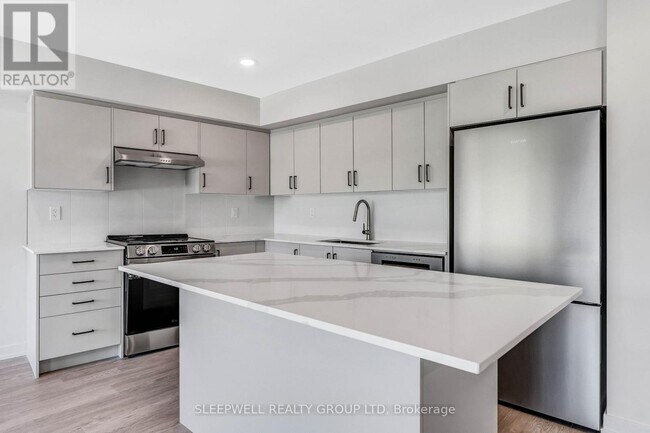 Photo du bâtiment - 152 Springhurst Ave