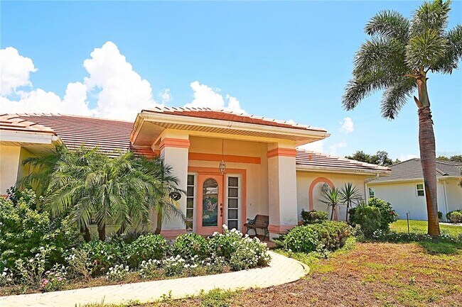 Foto del edificio - 347 Gladstone Blvd