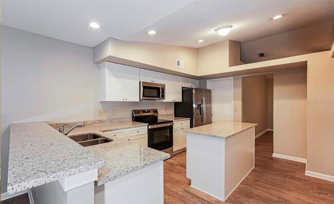 Foto del edificio - 620 Palmore Ct