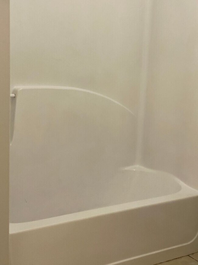 Foto del edificio - Cozy 2 bedroom and 1 bath duplex