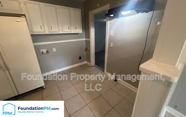 Foto del edificio - 3429 Carrington Rd