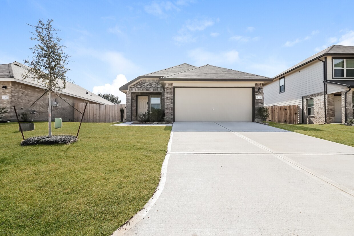 Foto principal - 11052 N Lake Mist Ln