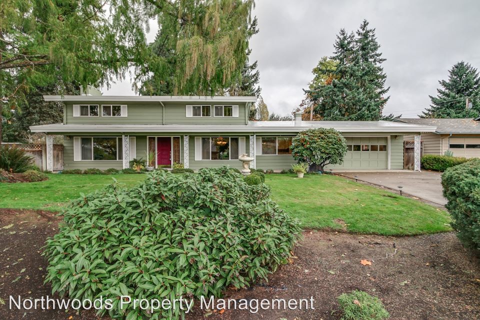 Primary Photo - 3225 Raleighwood Ave