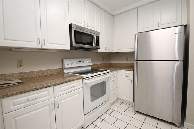 Foto del edificio - 175 Cottage St