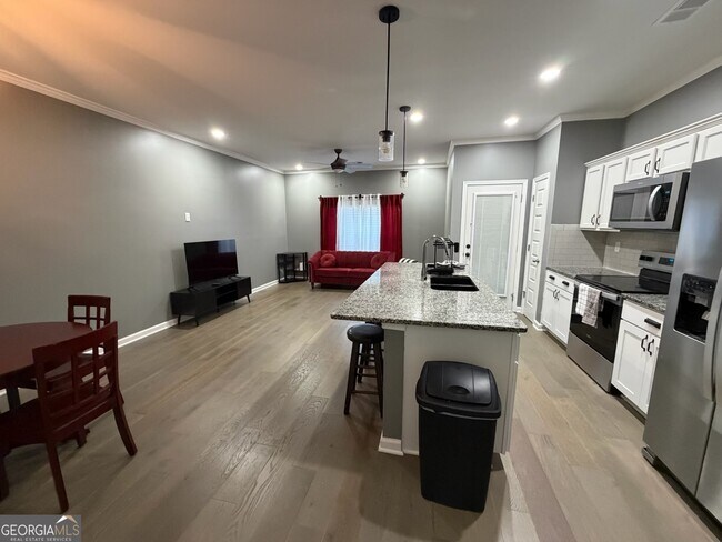 Foto del edificio - 3583 Brycewood Dr