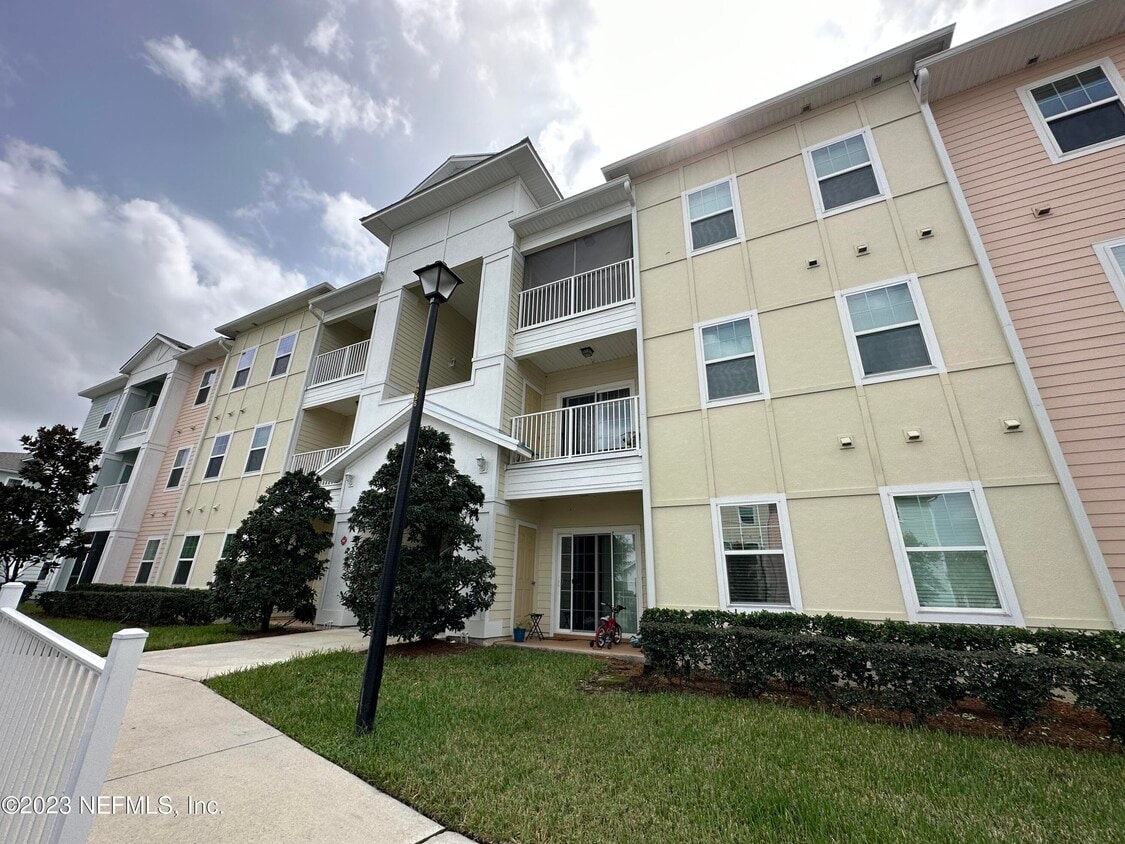 4958 Key Lime Dr Unit 205, Jacksonville, FL 32256 Condo for Rent in Jacksonville, FL