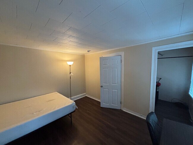 Foto del edificio - 2 Florence Ave