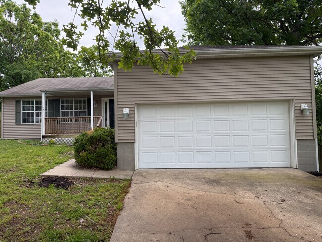 Foto del edificio - 154 Brook Ct