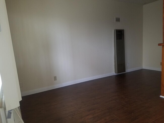 Building Photo - 5920 Golden West Ave