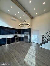 Building Photo - 13 N 4th Ave