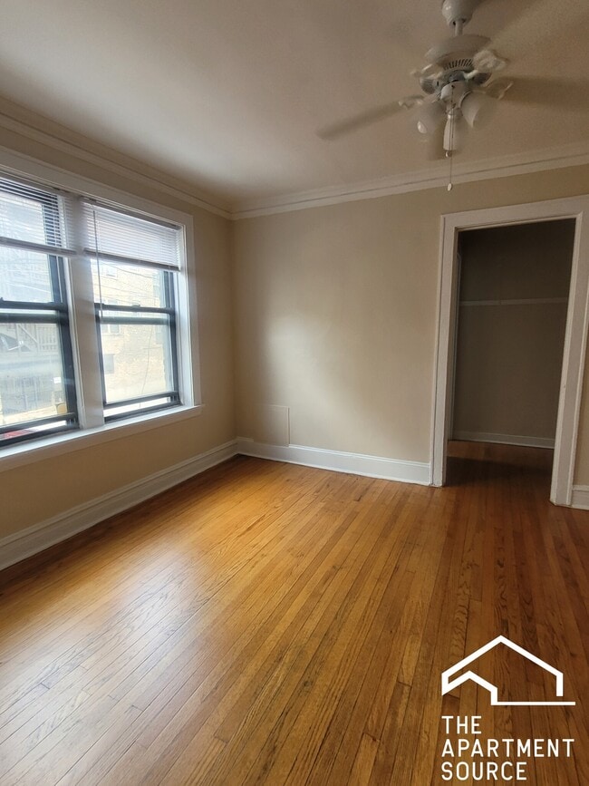 Foto del edificio - 1717 W North Shore Ave