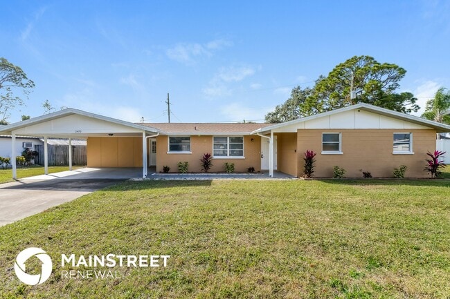 Building Photo - 2472 Waneta Dr