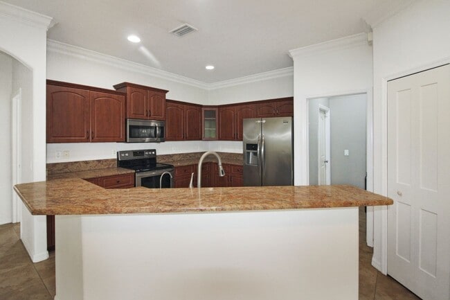 Building Photo - North Port Annual Home for Rent