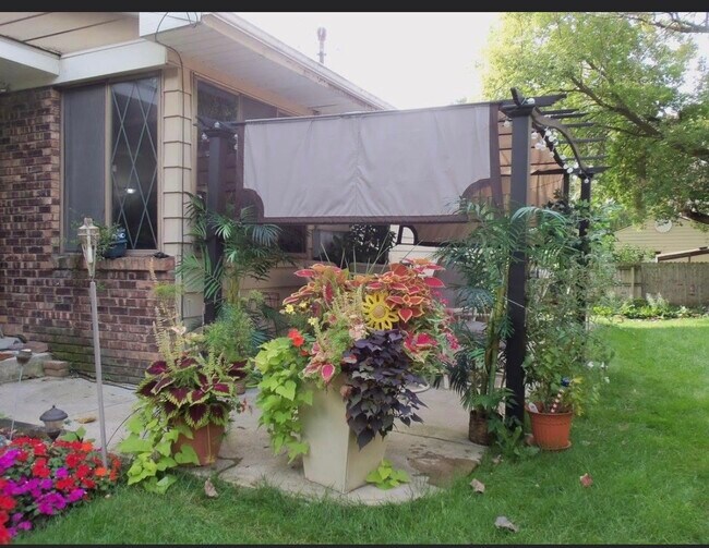 Patio - 106 Ken O Sha Dr SE
