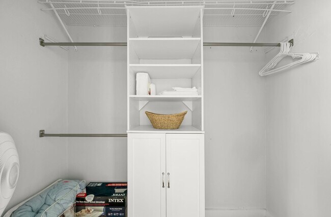 Foto del edificio - 5608 Sunset Ave