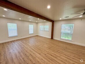 Building Photo - 2114 N Alexander St