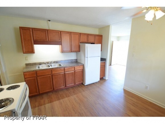 Building Photo - 923 Fiske Dr
