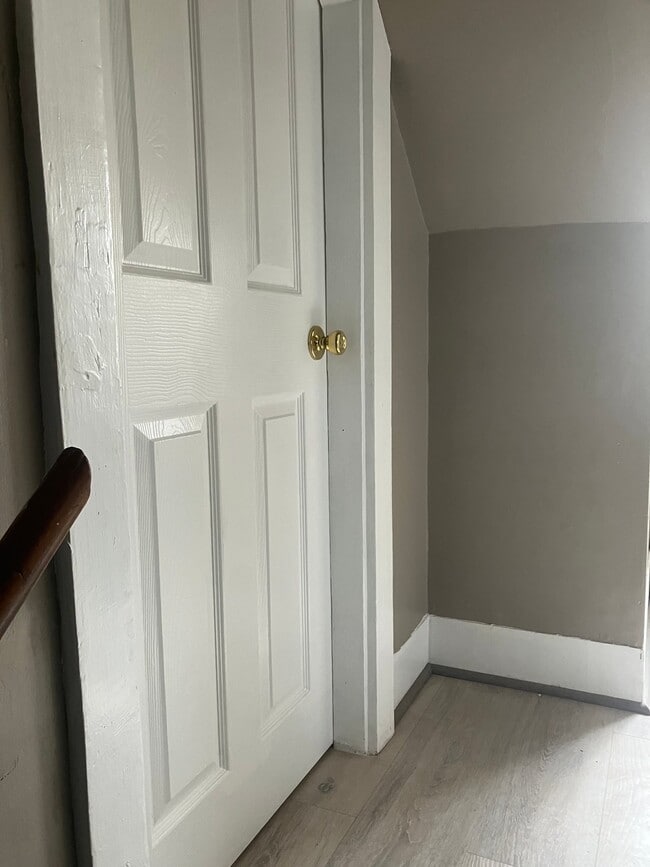 Photo - 62 Trafford St Apartment