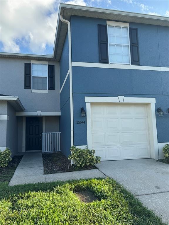 Building Photo - 12644 Somerset Oaks St