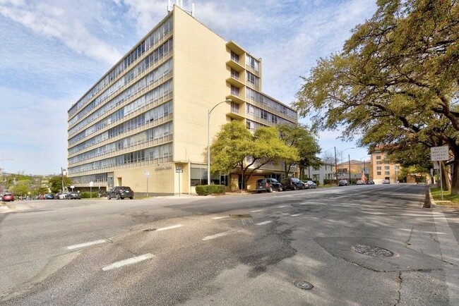 1800 Lavaca St Unit A-201, Austin, TX 78701 - Condo For Rent In Austin ...