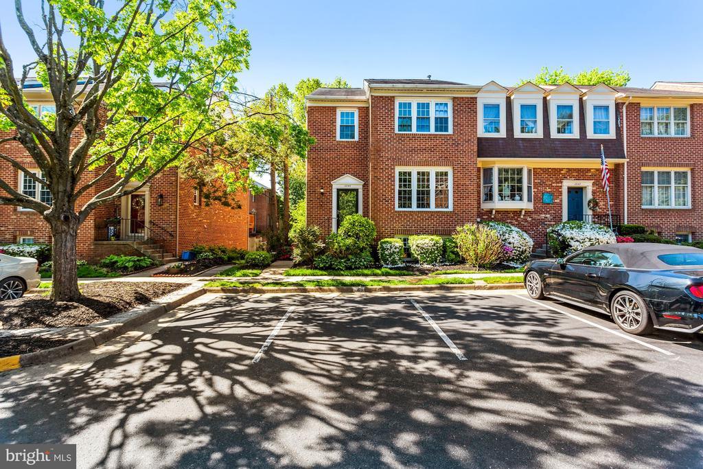 Foto principal - 10145 Oakwood Chase Ct
