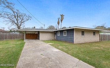 Building Photo - 165 Antigua Dr
