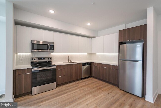 Foto del edificio - 4324 Lancaster Ave